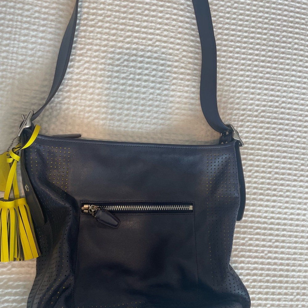 🌻Sale🌻 Coach Leather Navy Blue Leather Bag with Yellow Accents - Picture 11 of 13